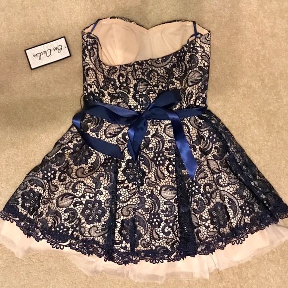 Super Cute Party Dress NWT - Picture 3 of 3